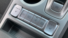 Hyundai KONA 100kW Premium 39kWh 5dr Auto Electric Hatchback